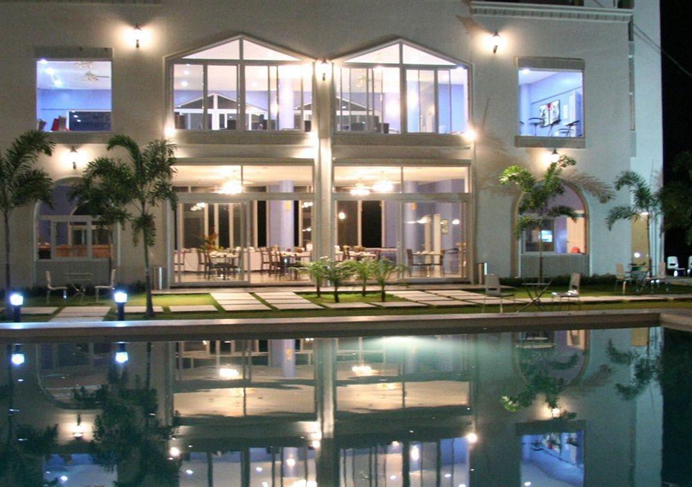 Boracay Grand Vista Resort & Spa Yapak ภายนอก รูปภาพ