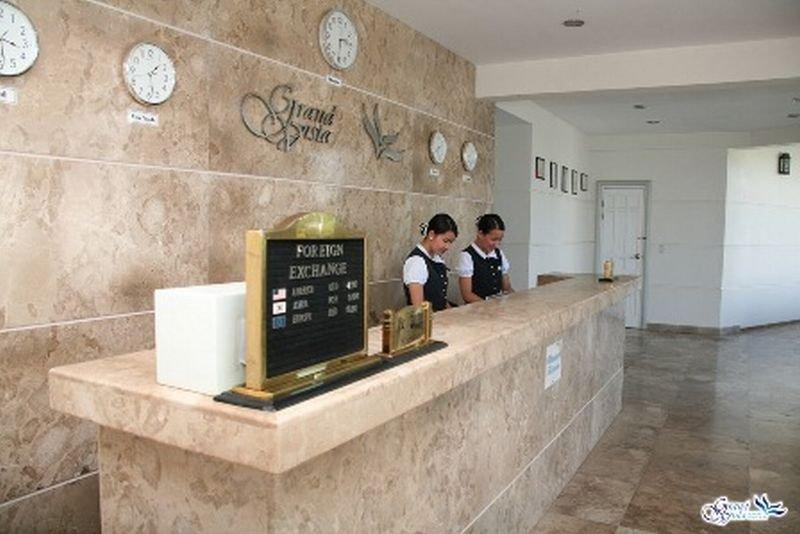 Boracay Grand Vista Resort & Spa Yapak ภายนอก รูปภาพ