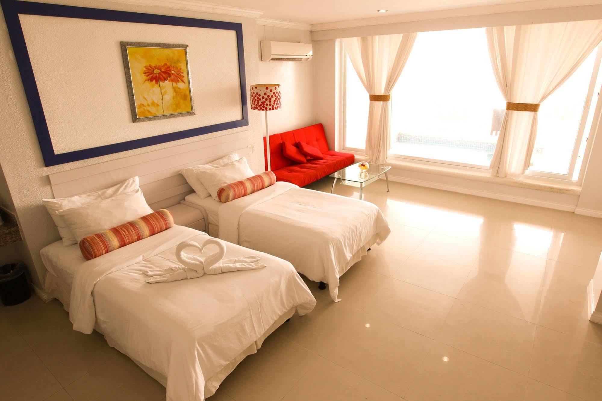Boracay Grand Vista Resort & Spa Yapak ภายนอก รูปภาพ