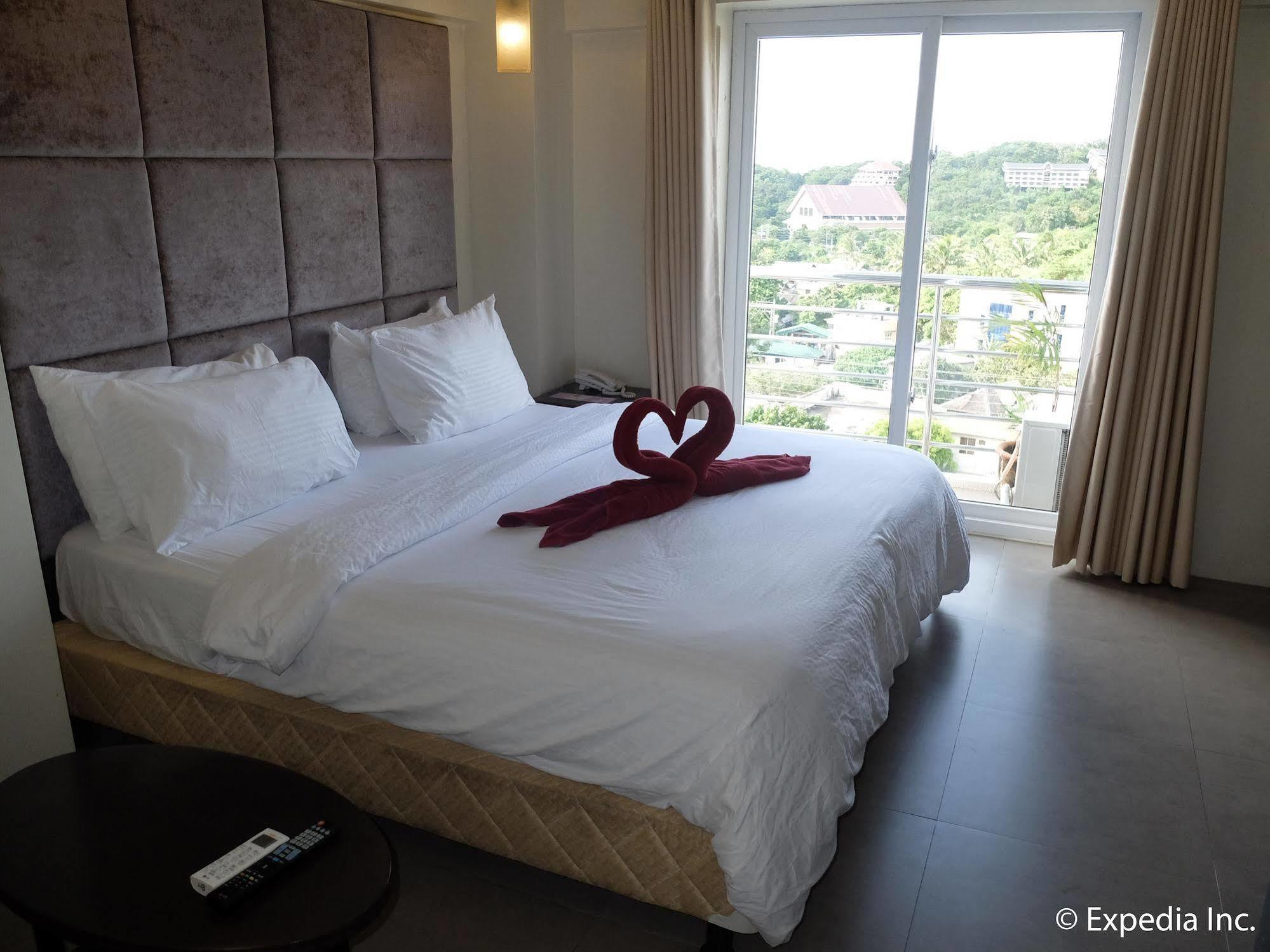 Boracay Grand Vista Resort & Spa Yapak ภายนอก รูปภาพ